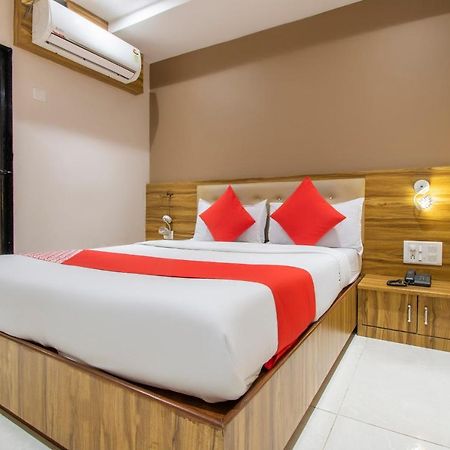 Oyo 69377 Hotel Ruby Βομβάη Εξωτερικό φωτογραφία