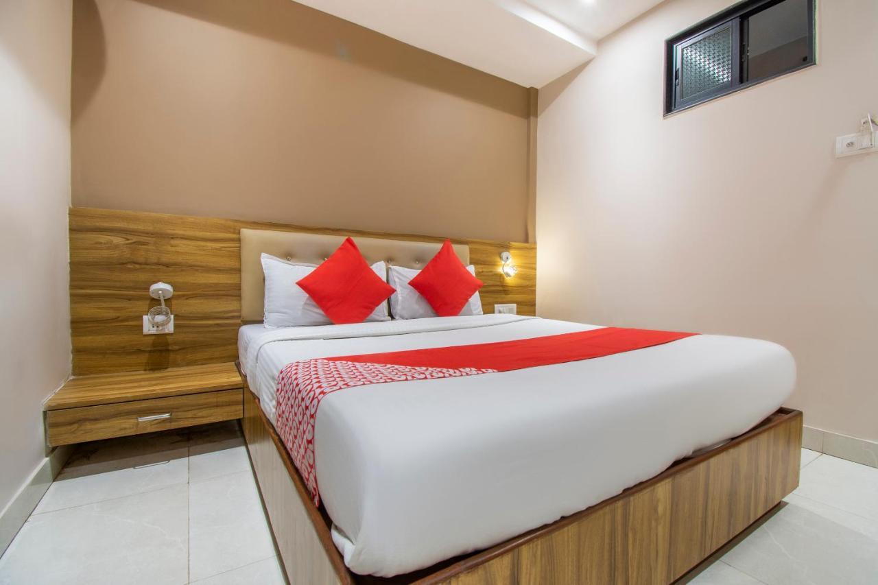 Oyo 69377 Hotel Ruby Βομβάη Εξωτερικό φωτογραφία